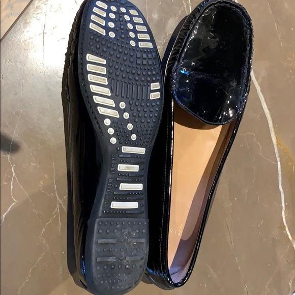 Stuart Weizmann black patent loafers - Picture 3 of 3